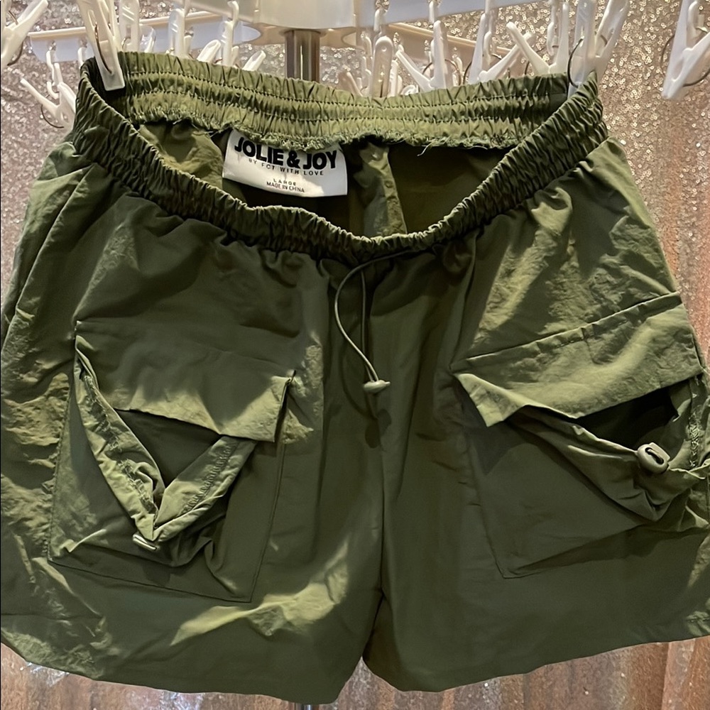 Olive Utility Cargo Shorts for Women NWOT